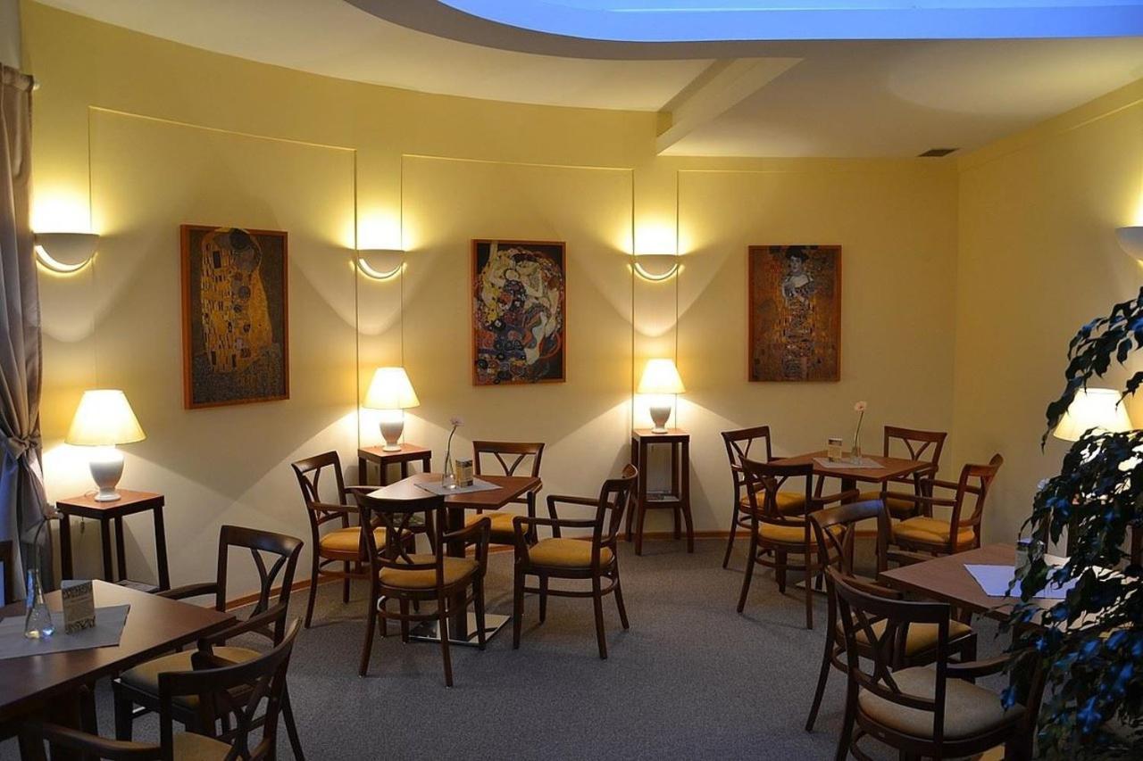 Hotel Havel Rychnov nad Kneznou Extérieur photo